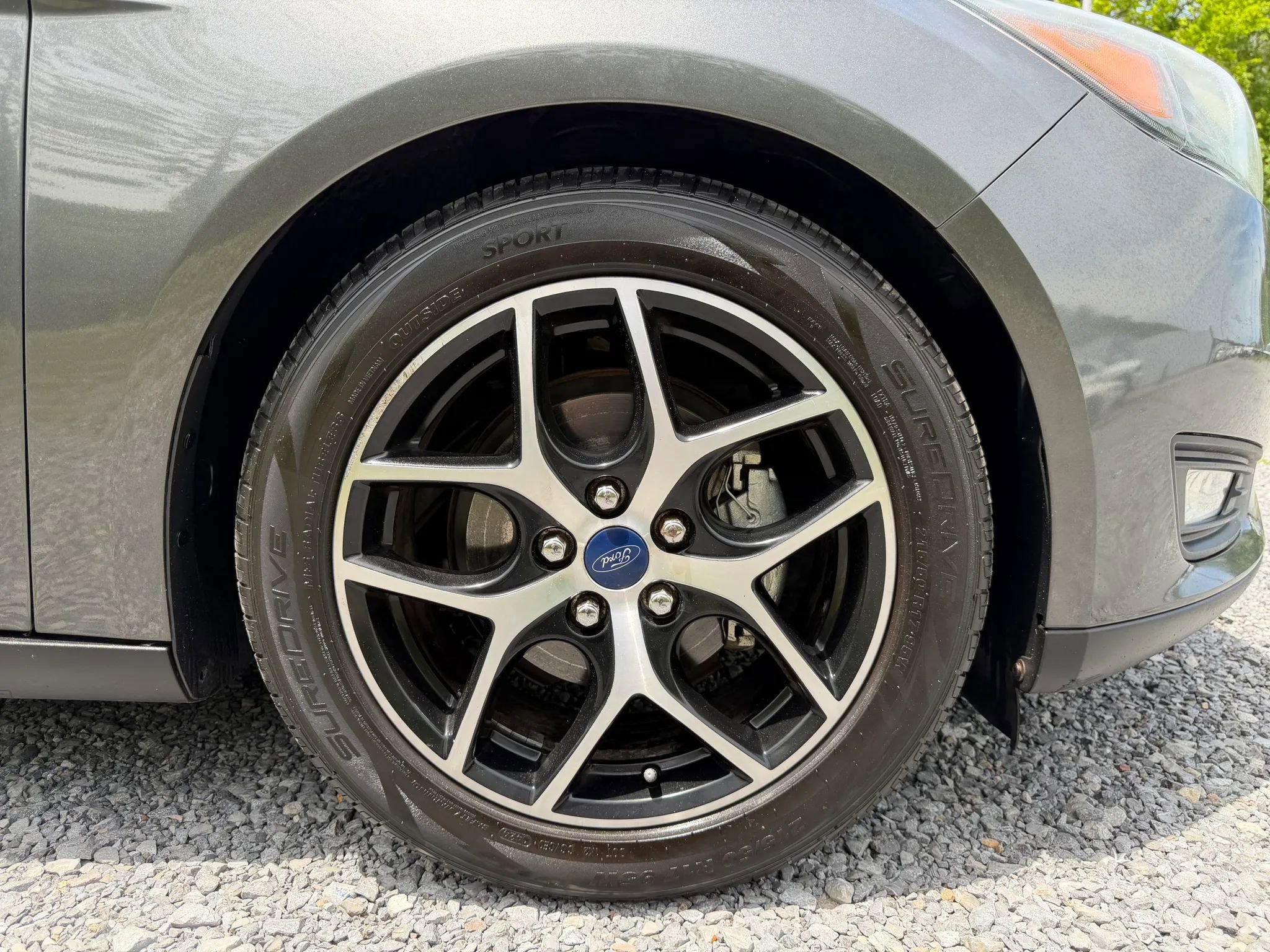 Used 2017 Ford Focus SEL w/ Cold Weather Package FWD image 44