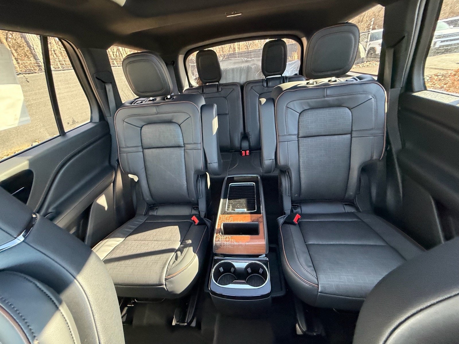 New 2026 Lincoln Aviator Black Label AWD/4WD image 38