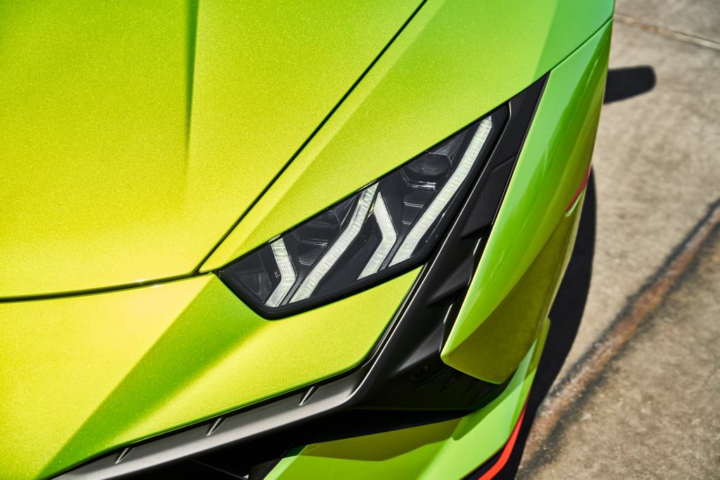 Used 2023 Lamborghini Huracan Tecnica RWD image 8