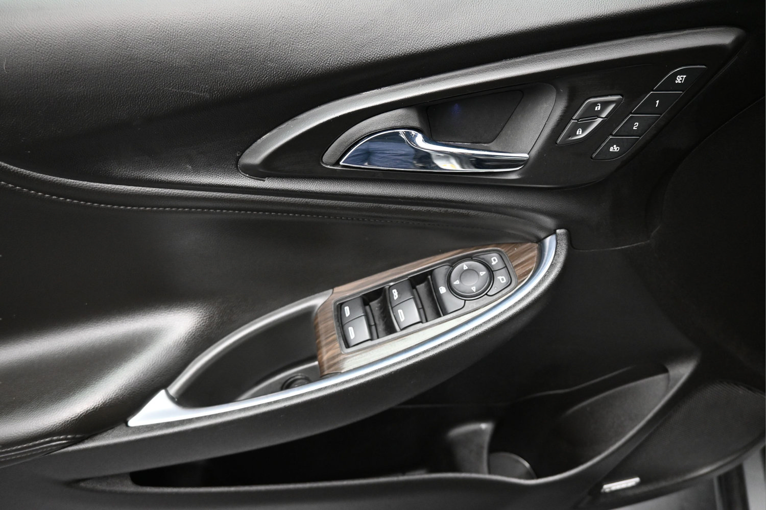 Used 2024 Chevrolet Malibu LT FWD image 19