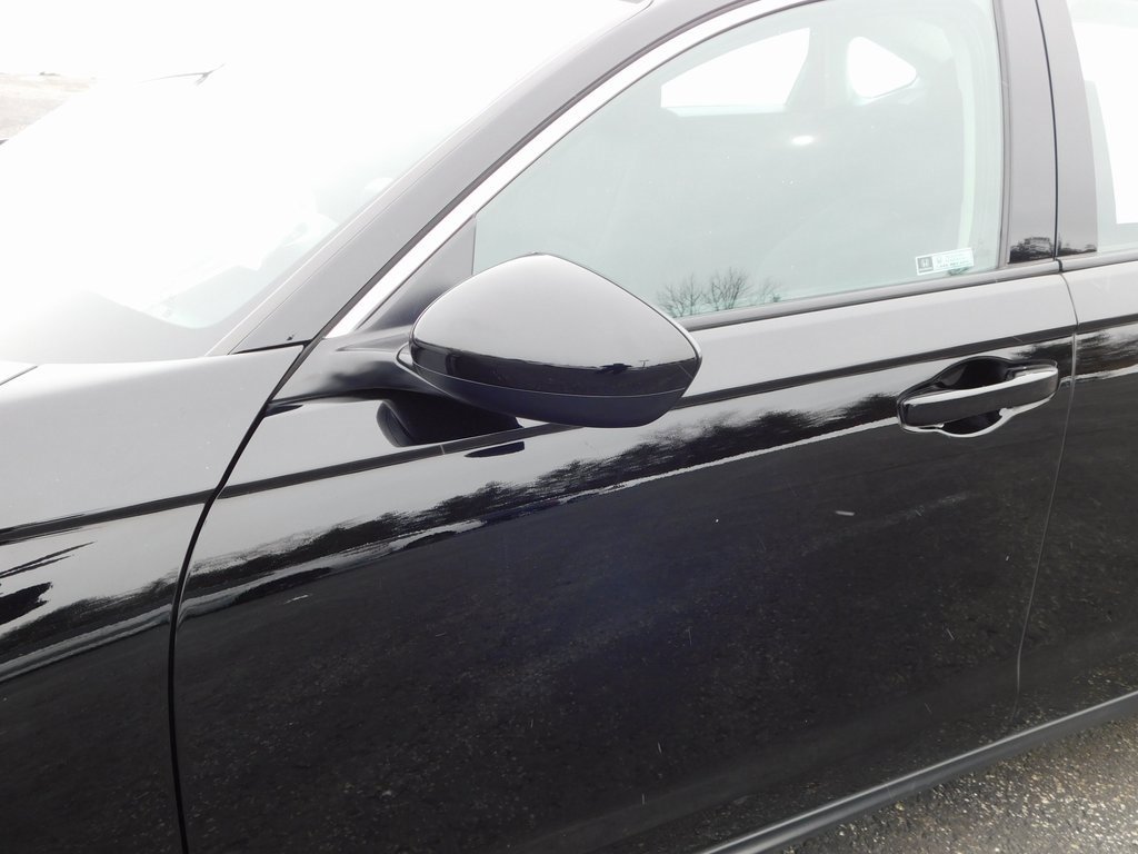 Used 2023 Honda Accord EX image 11