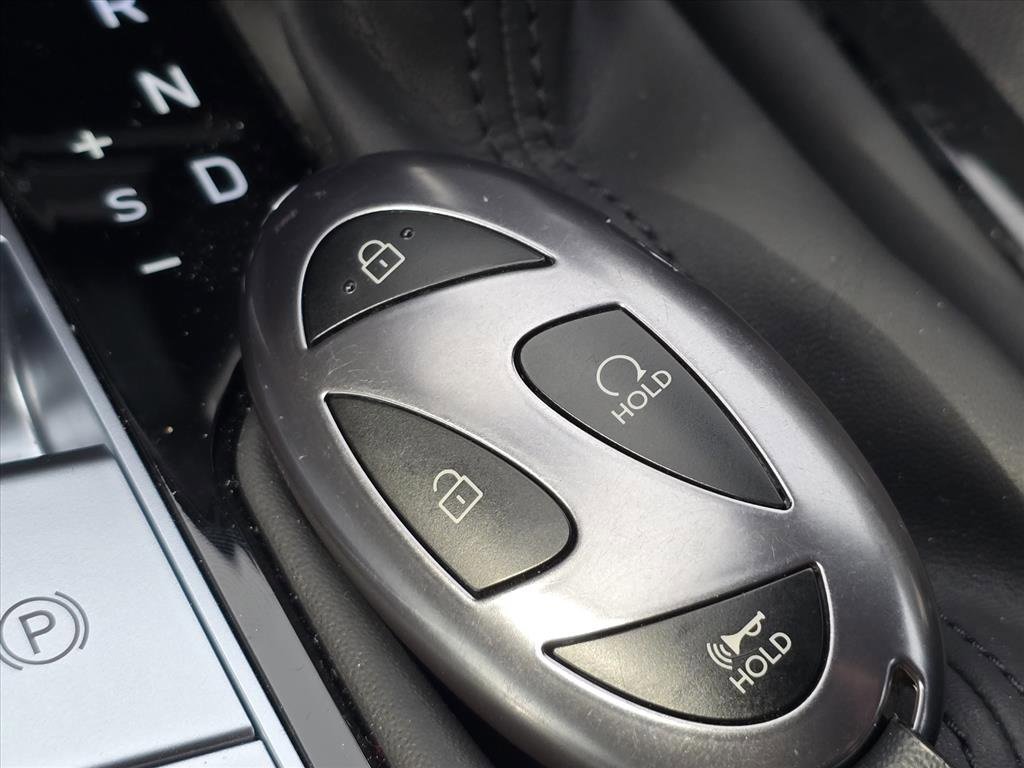 Used 2025 Hyundai Elantra SEL image 25