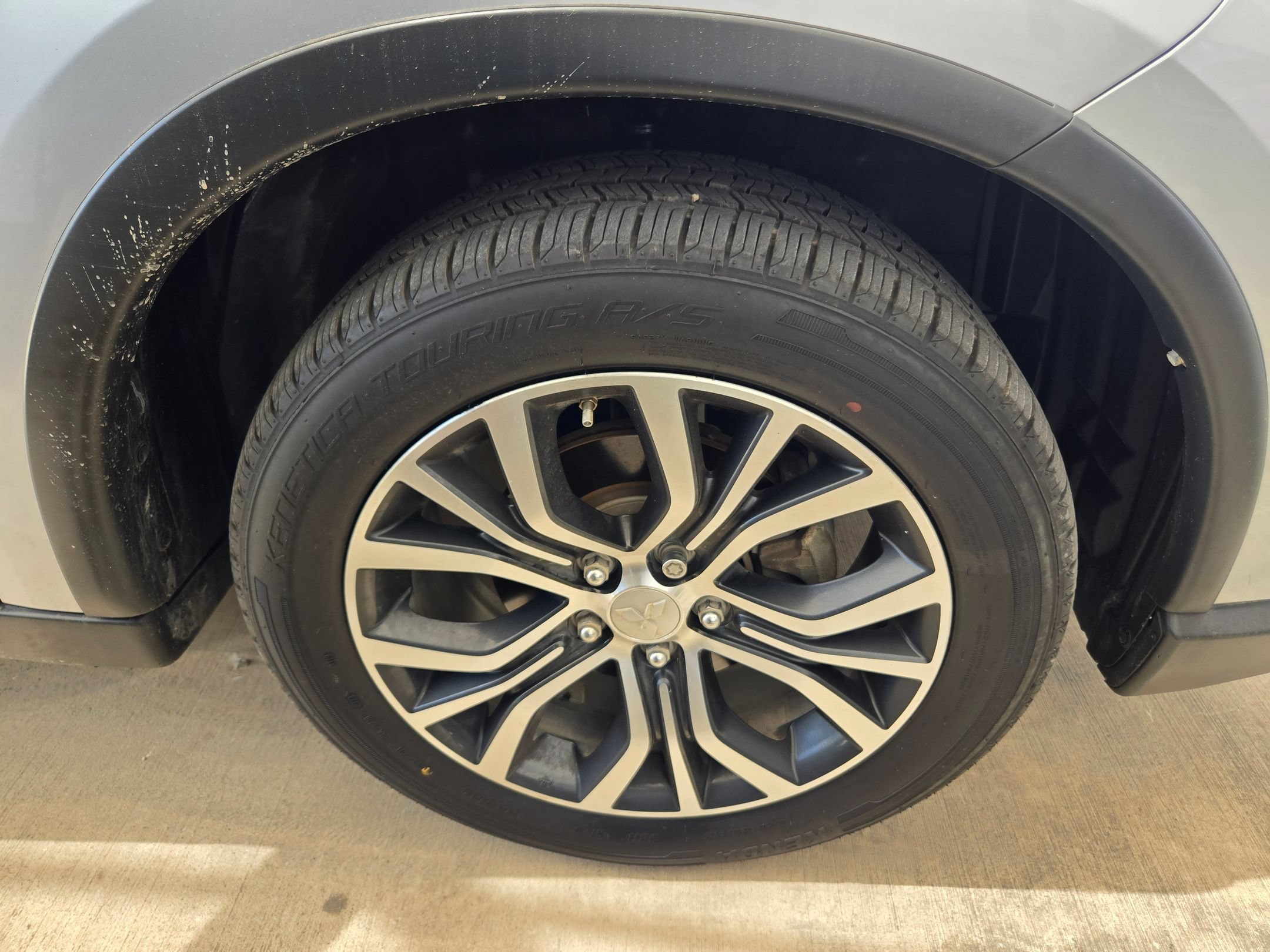 Used 2016 Mitsubishi Outlander SE FWD image 10