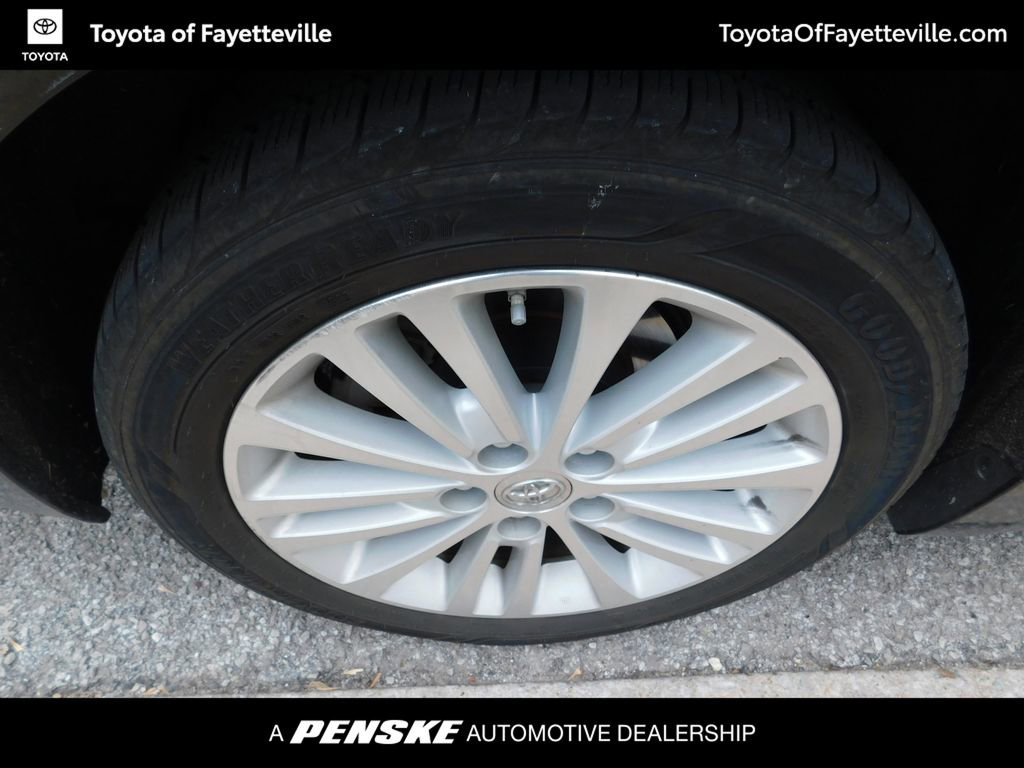 Used 2014 Toyota Avalon Limited image 8