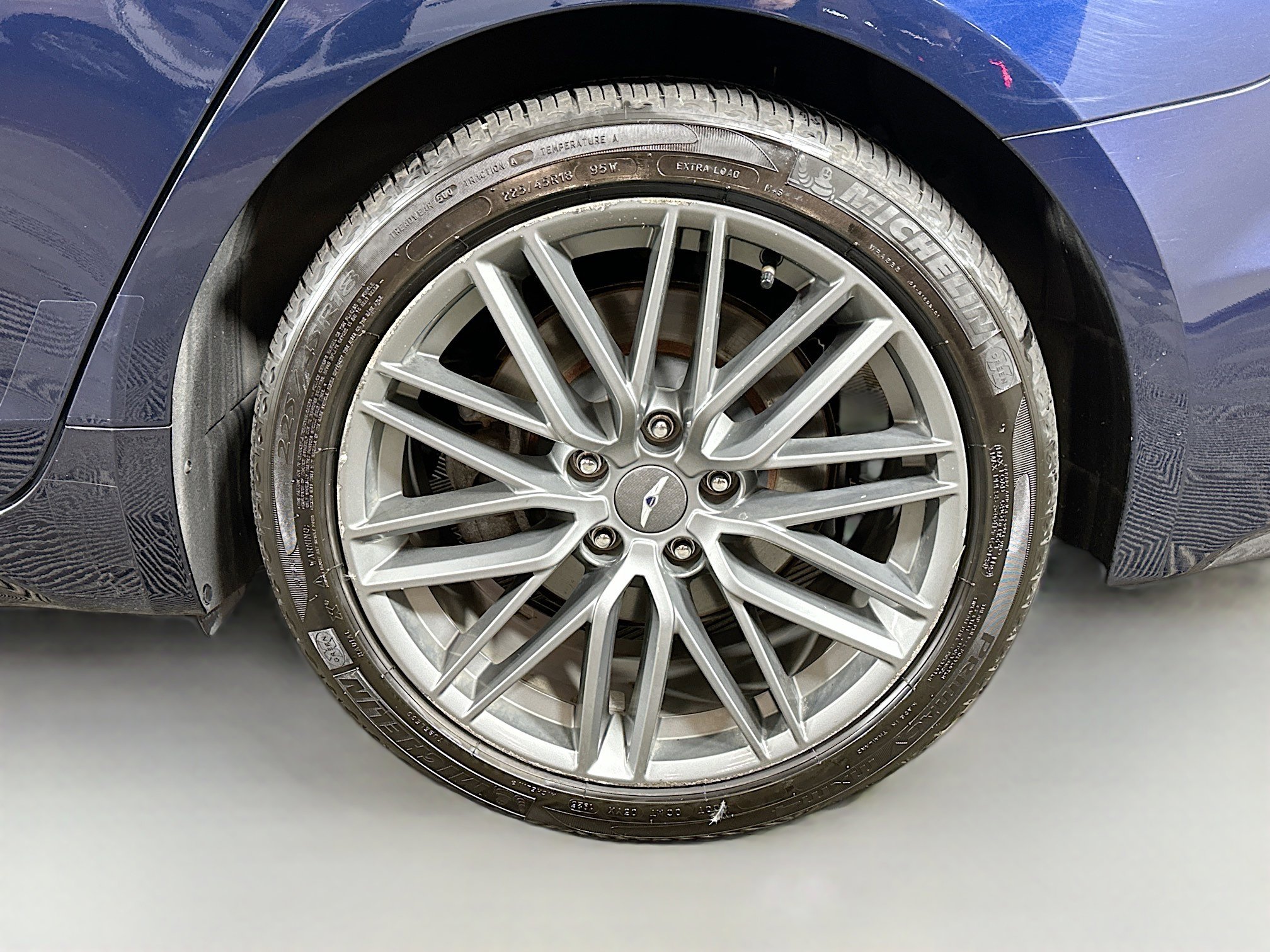 Used 2019 Genesis G70 2.0T Advanced w/ Elite Package image 31