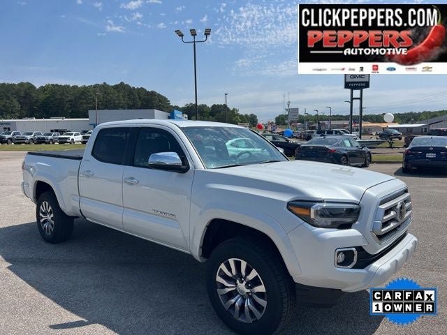 Used 2023 Toyota Tacoma Limited AWD/4WD image 9
