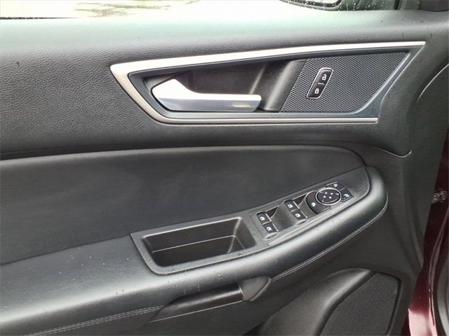 Used 2024 Ford Edge SEL image 8