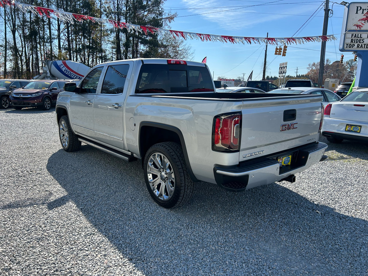Used 2018 GMC Sierra 1500 Denali w/ Denali Ultimate Package image 3