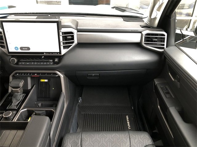 Used 2024 Toyota Tundra Limited image 31