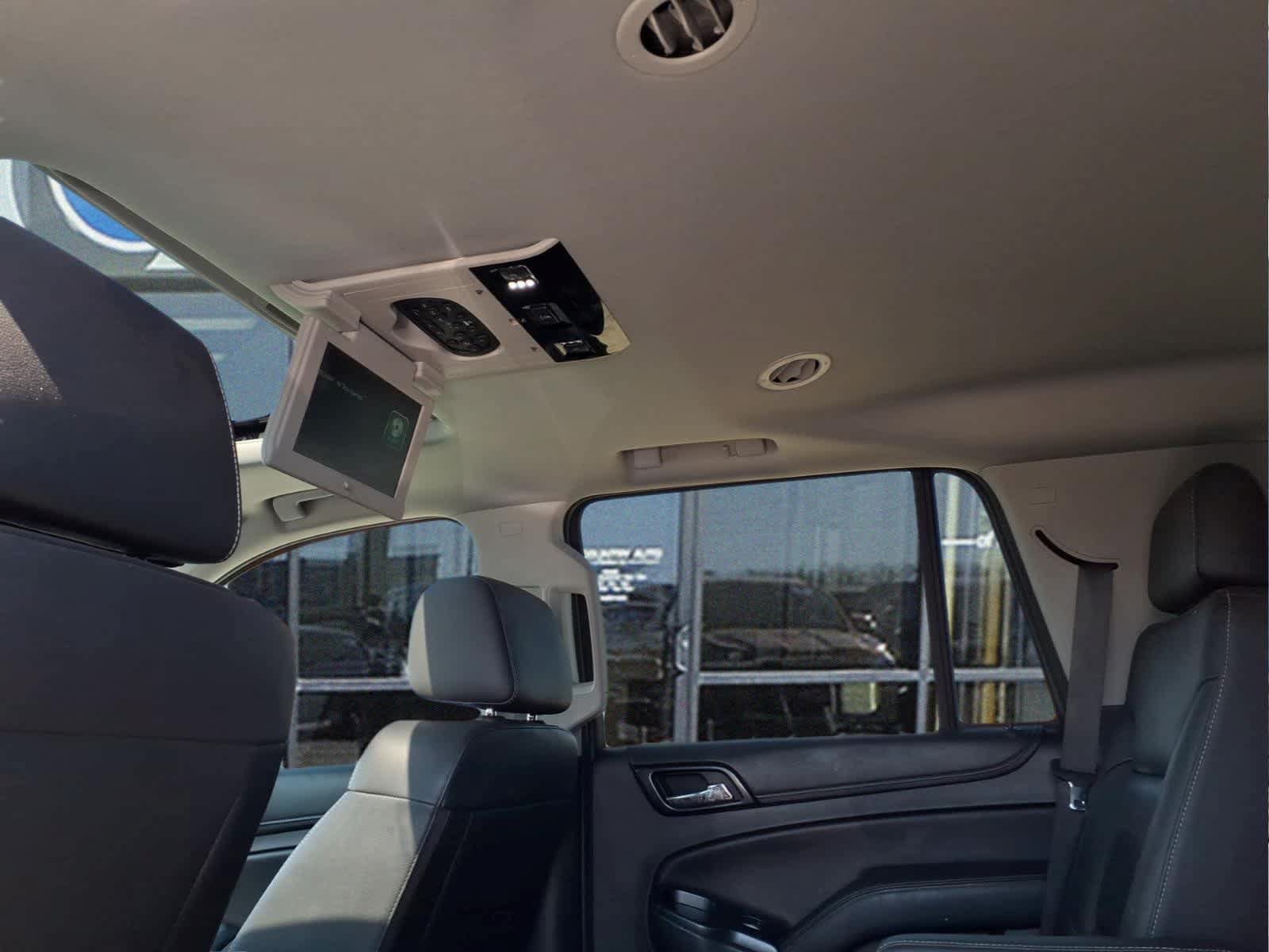 Used 2018 GMC Yukon SLT w/ Premium Edition AWD/4WD image 10