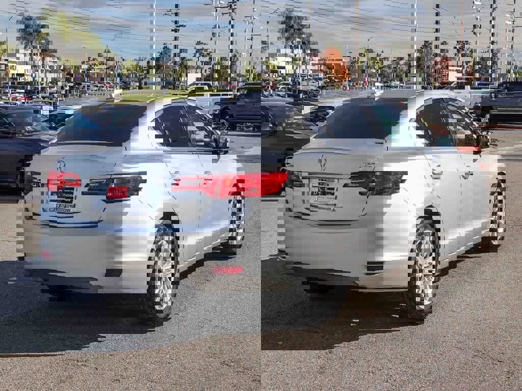 Used 2013 Acura ILX image 4