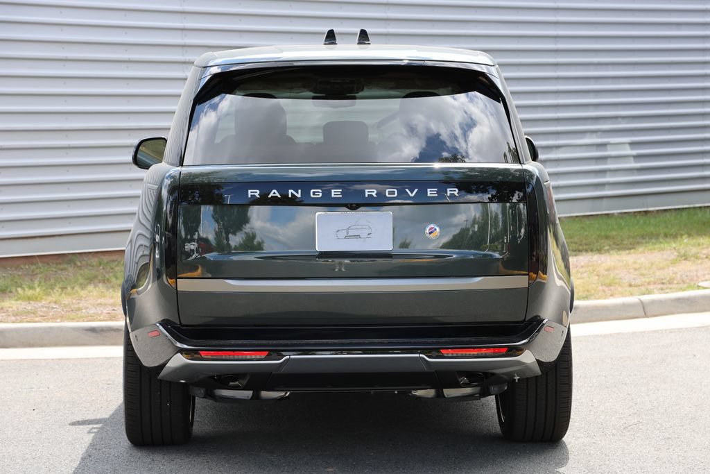 New 2027 Land Rover Range Rover SE AWD/4WD image 3