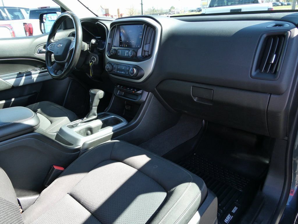 Used 2020 Chevrolet Colorado LT w/ Safety Package image 16