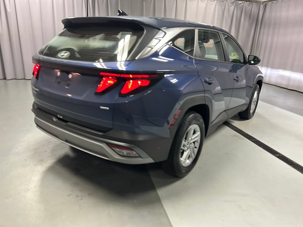 Used 2025 Hyundai Tucson SE AWD/4WD image 7