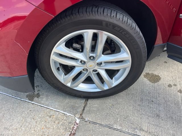 Used 2018 Chevrolet Equinox Premier FWD image 28