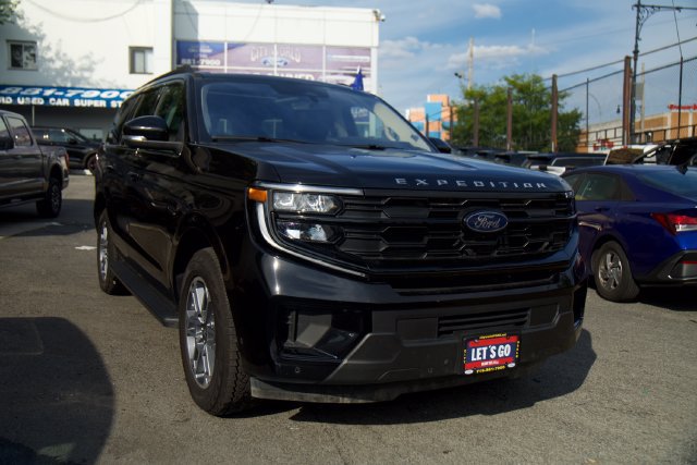 Certified 2025 Ford Expedition Active AWD/4WD 360° Tour