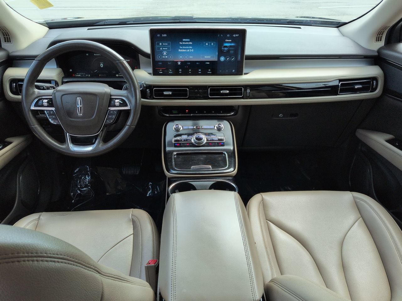 Used 2022 Lincoln Nautilus FWD w/ Premium Package image 15