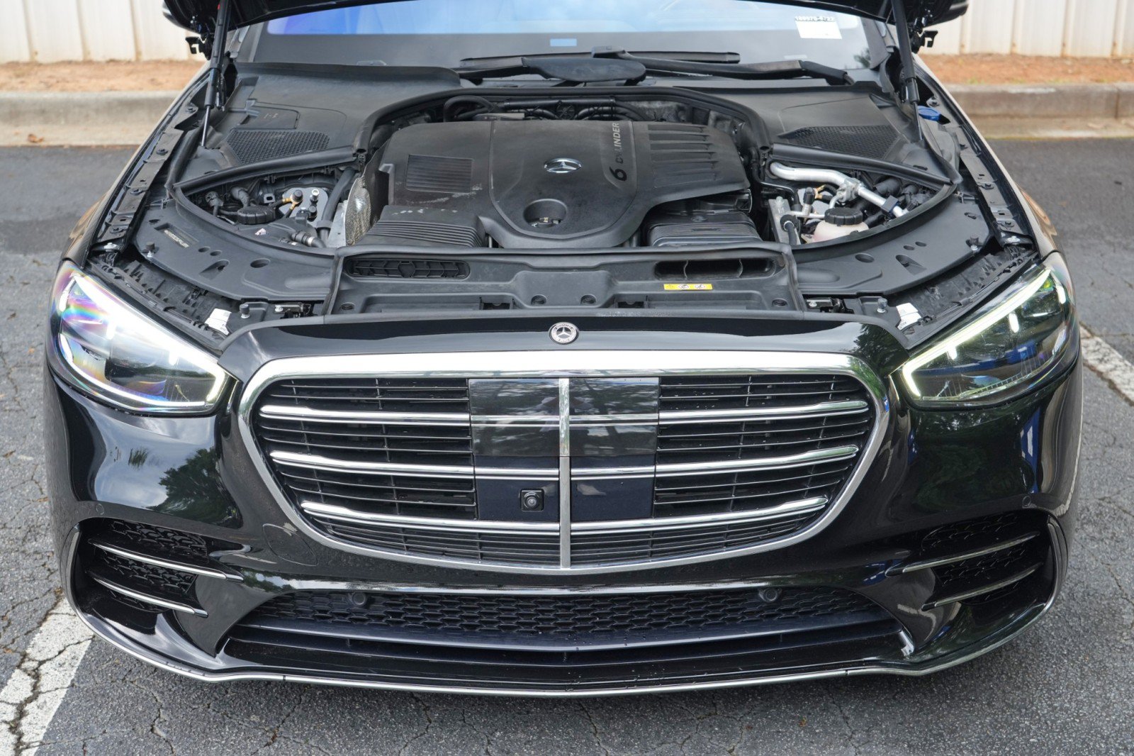 Used 2023 Mercedes-Benz S 500 4MATIC w/ AMG Line image 8