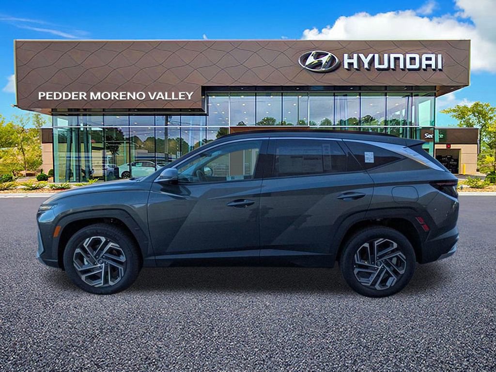 New 2025 Hyundai Tucson Limited image 3