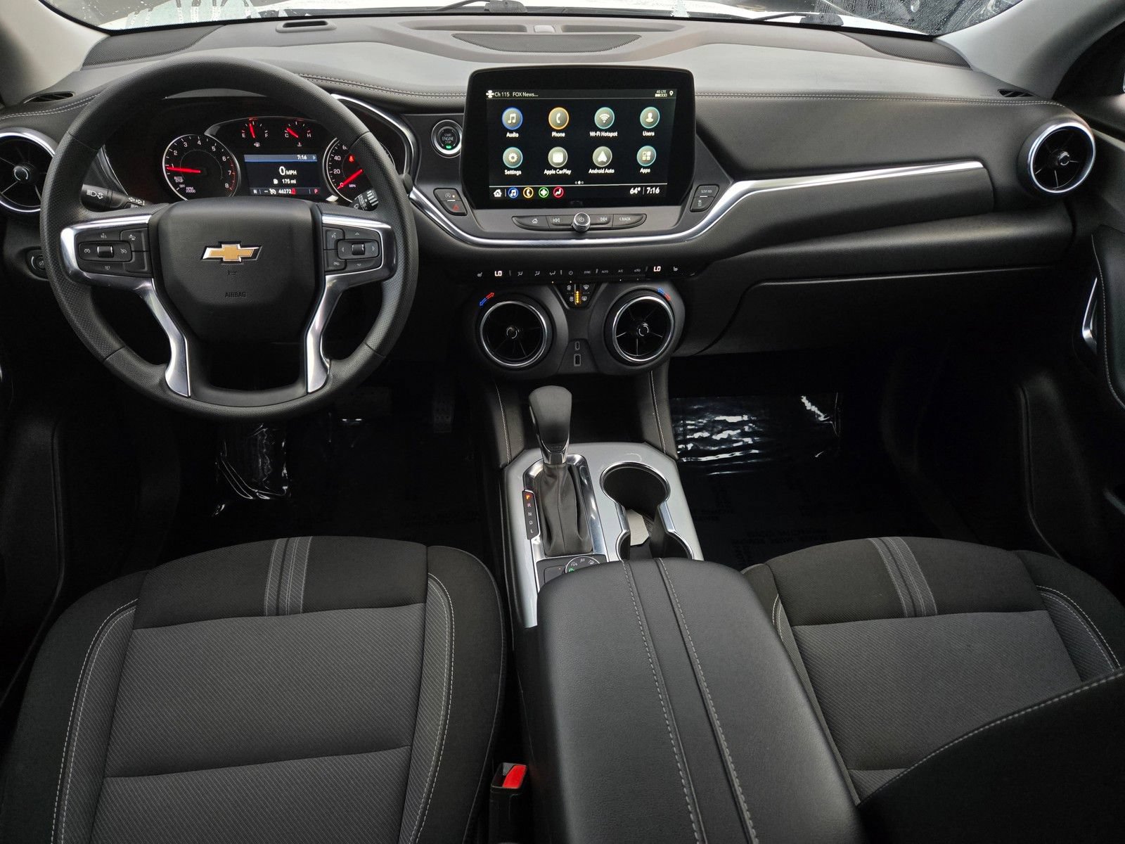Used 2025 Chevrolet Blazer LT AWD/4WD image 13