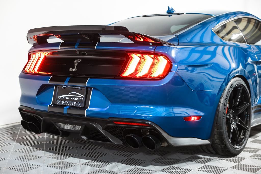 Used 2020 Ford Mustang Shelby GT500 w/ Technology Package image 8