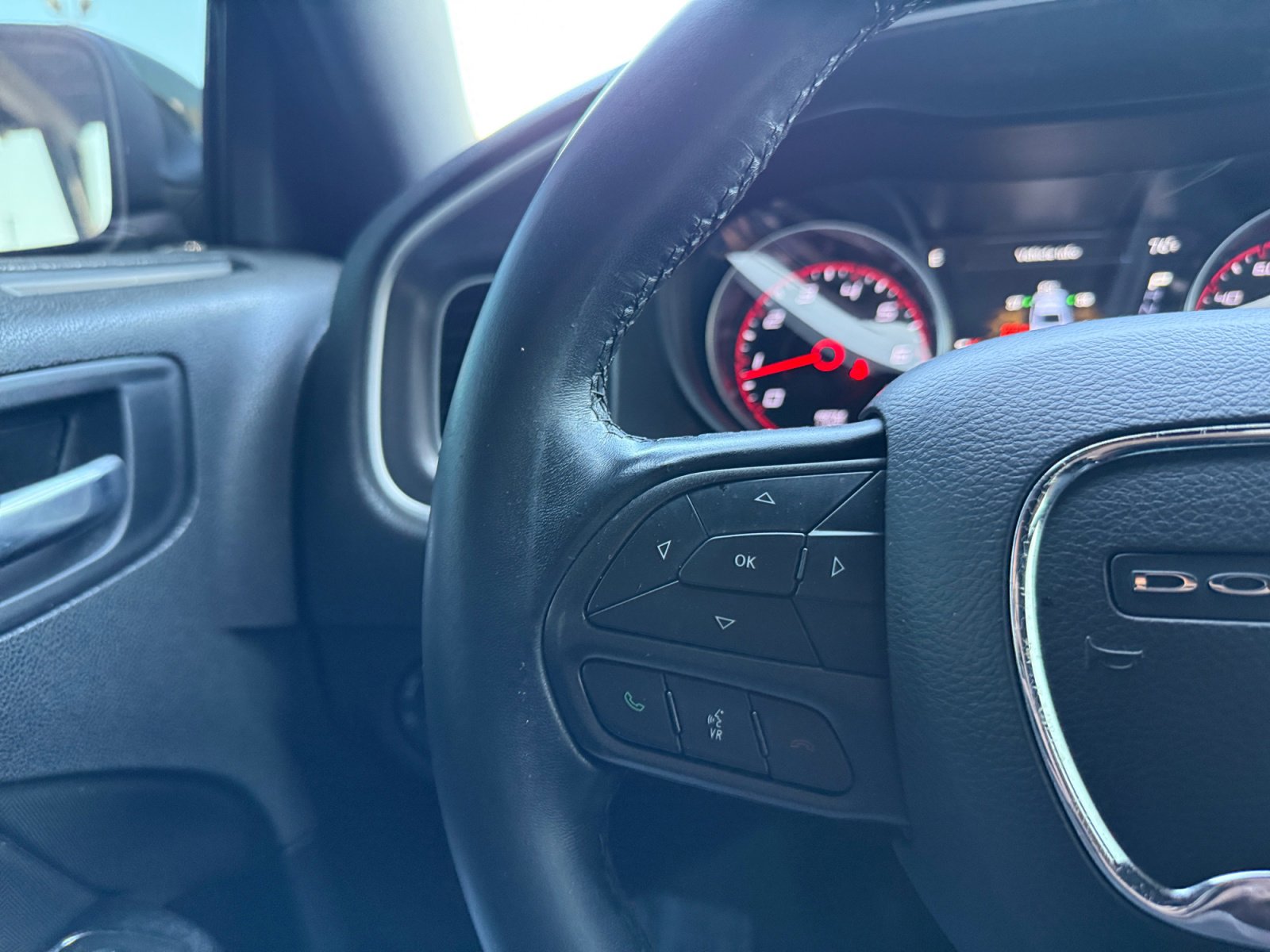 Used 2022 Dodge Charger SXT image 16