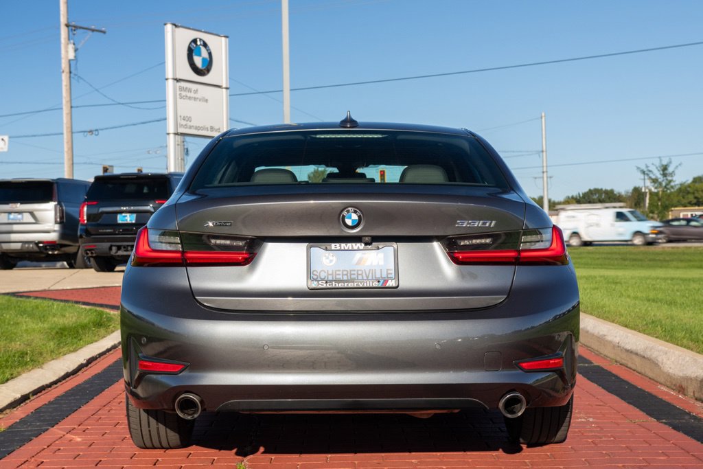 Used 2019 BMW 330i xDrive Sedan w/ Convenience Package AWD/4WD image 4
