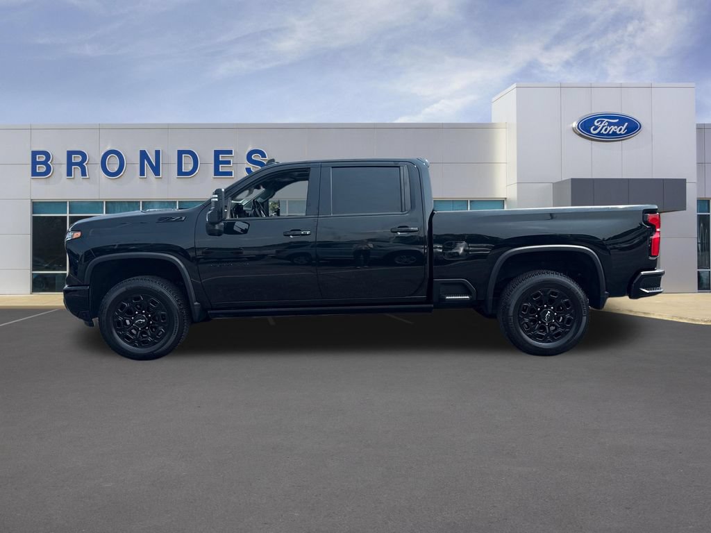Used 2024 Chevrolet Silverado 2500 LTZ w/ LTZ Plus Package AWD/4WD image 1