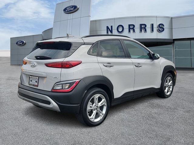 Used 2023 Hyundai Kona SEL AWD/4WD image 4