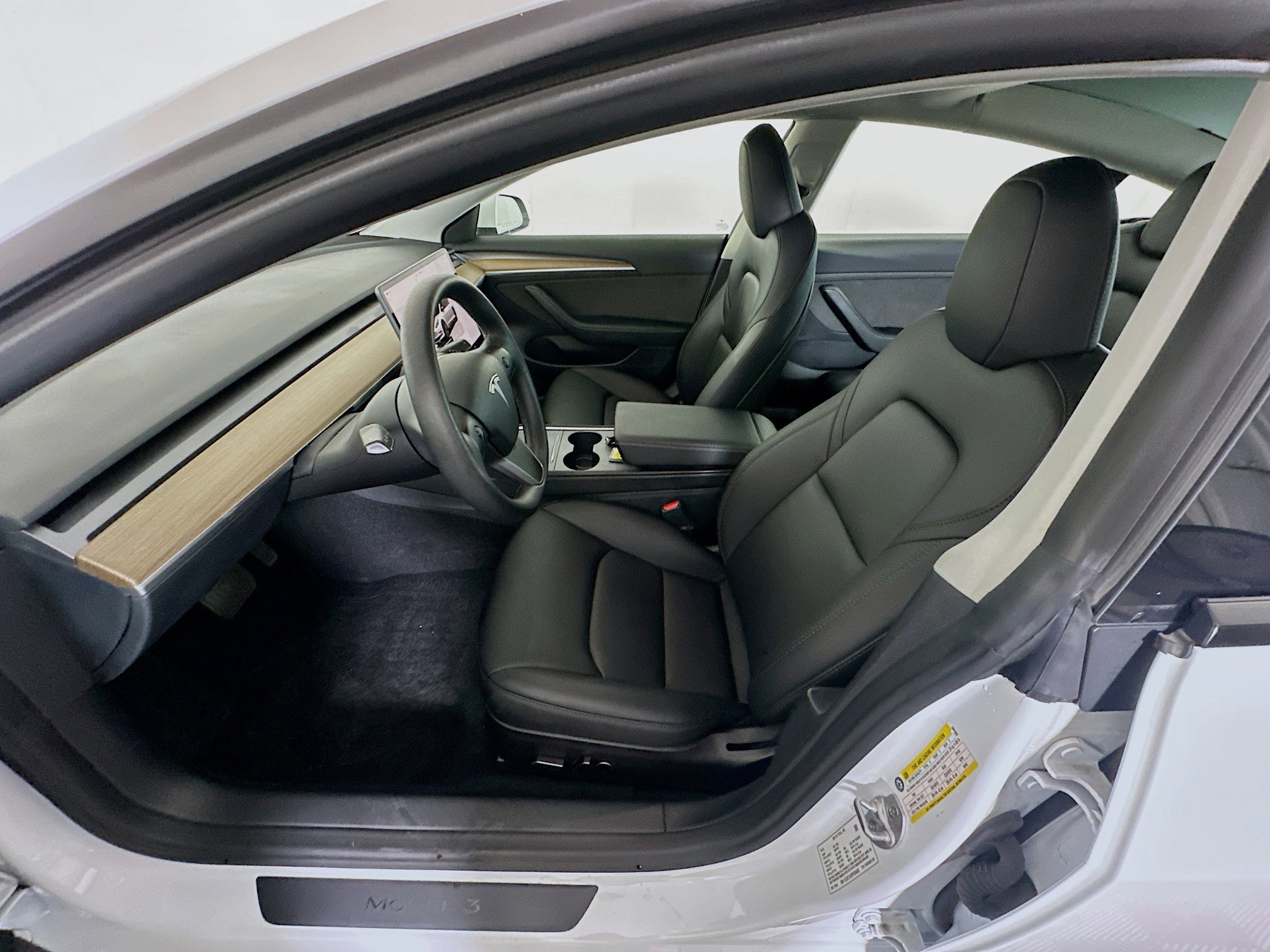 Used 2023 Tesla Model 3 Standard Range RWD image 13