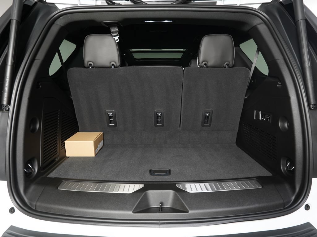 Used 2026 GMC Yukon AT4 Ultimate AWD/4WD image 19