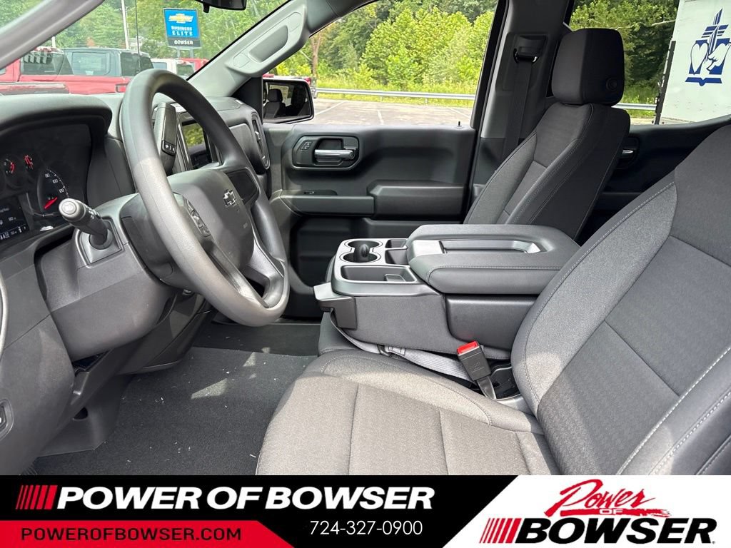 New 2026 Chevrolet Silverado 1500 Custom Trail Boss w/ LPO, Dark Essentials Package AWD/4WD image 4