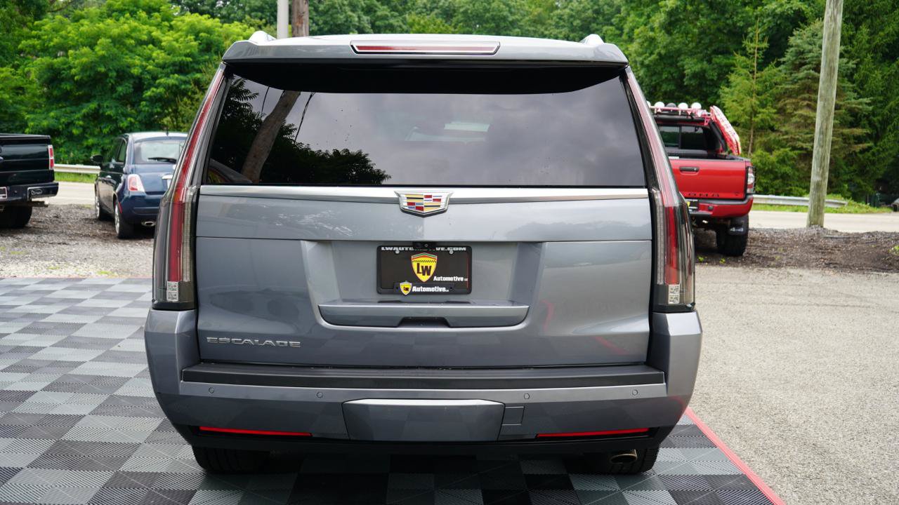 Used 2019 Cadillac Escalade ESV Luxury AWD/4WD image 13