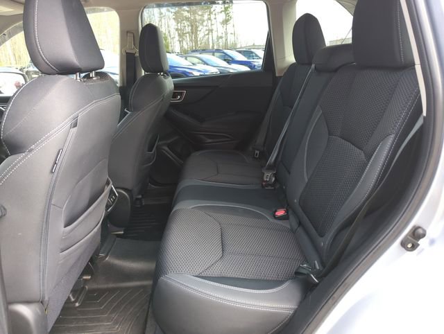 Used 2023 Subaru Forester Premium AWD/4WD image 29