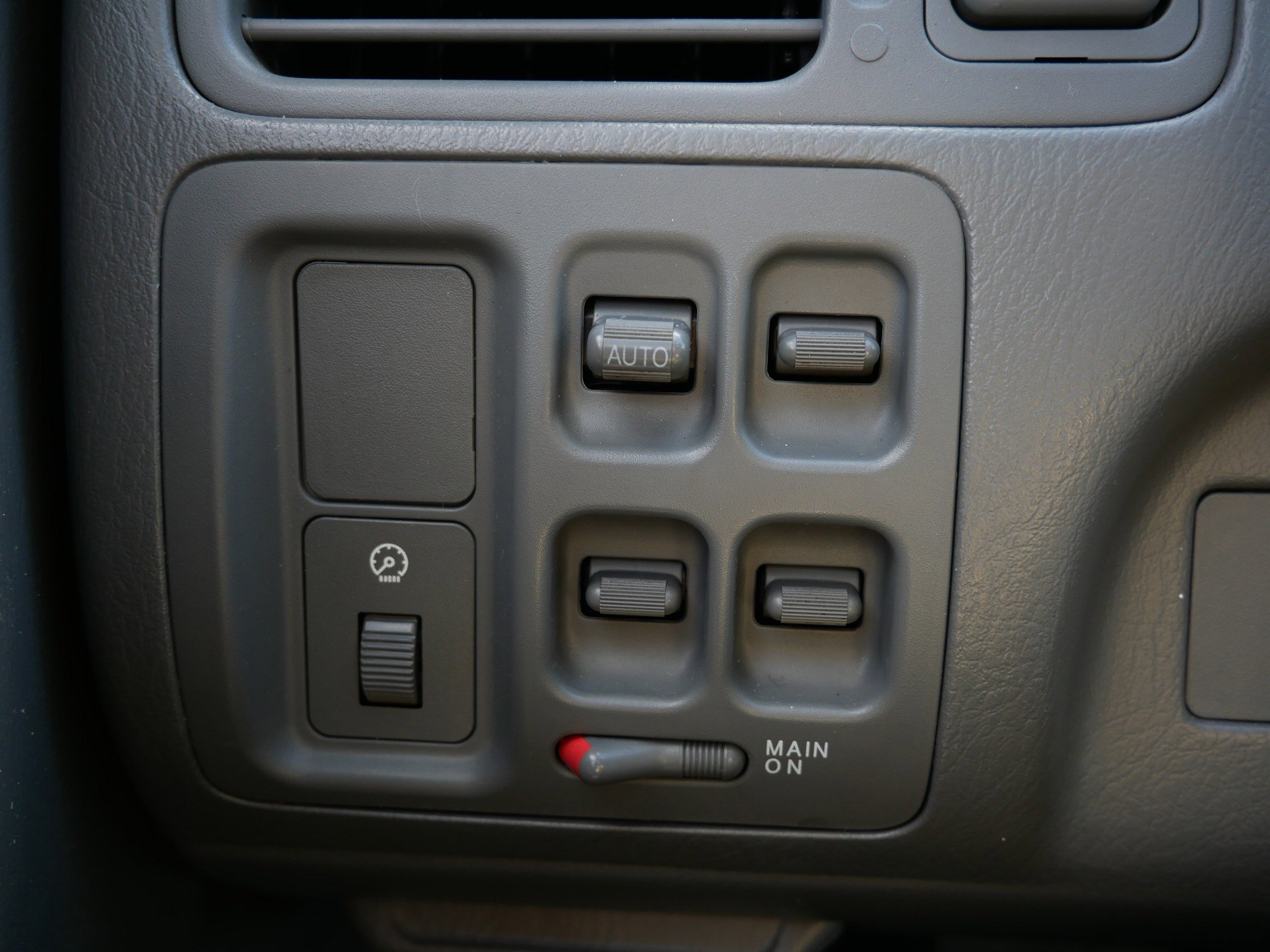 Used 1998 Honda CR-V LX image 25