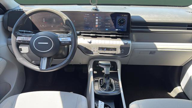 Used 2024 Hyundai Kona SEL AWD/4WD image 18