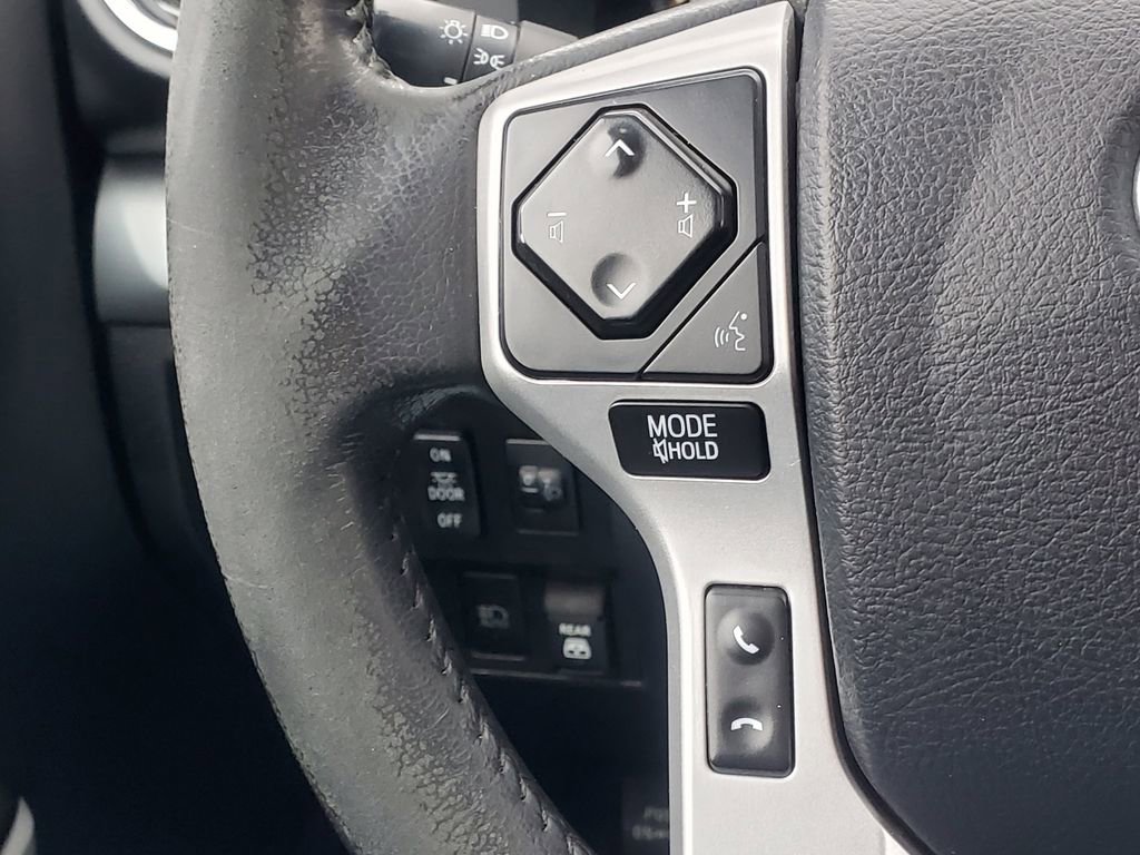 Used 2019 Toyota Tundra 4x4 CrewMax image 20