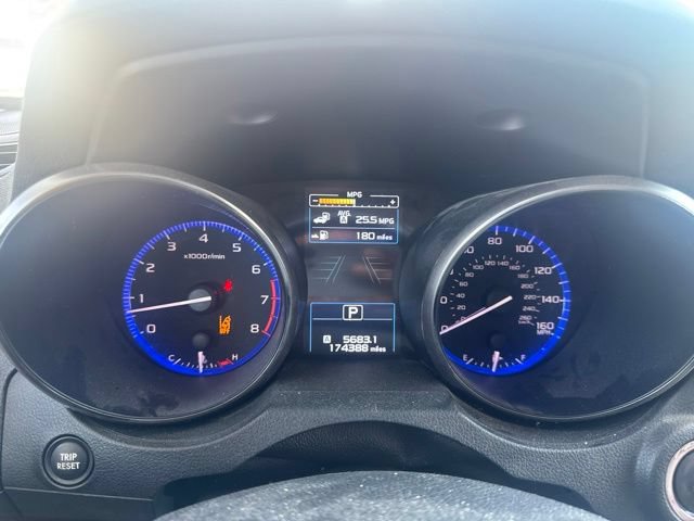 Used 2018 Subaru Outback 3.6R Touring AWD/4WD image 16