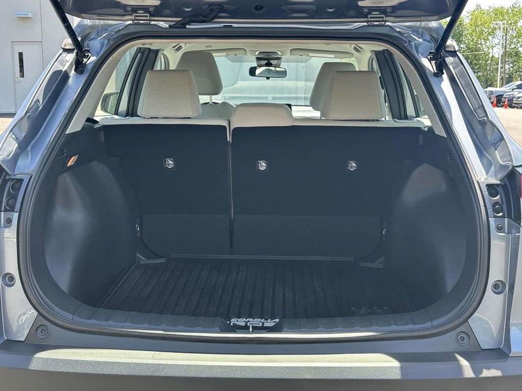 Used 2022 Toyota Corolla Cross L FWD image 8