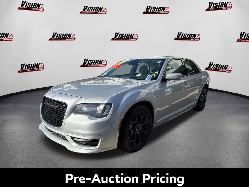 Used 2022 Chrysler 300 Touring L