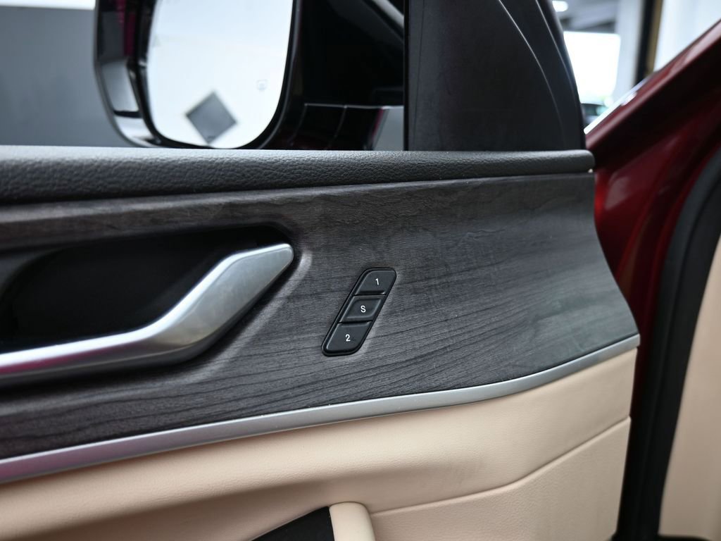 Used 2021 Jeep Grand Cherokee L Limited image 18