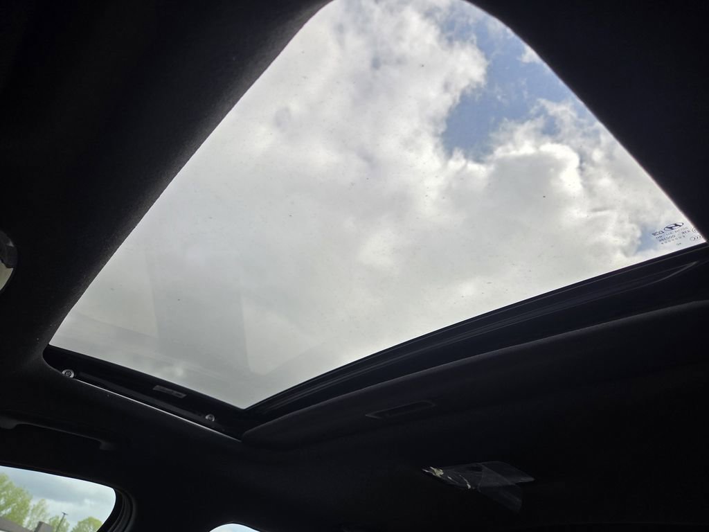 Used 2025 Hyundai Elantra N image 15