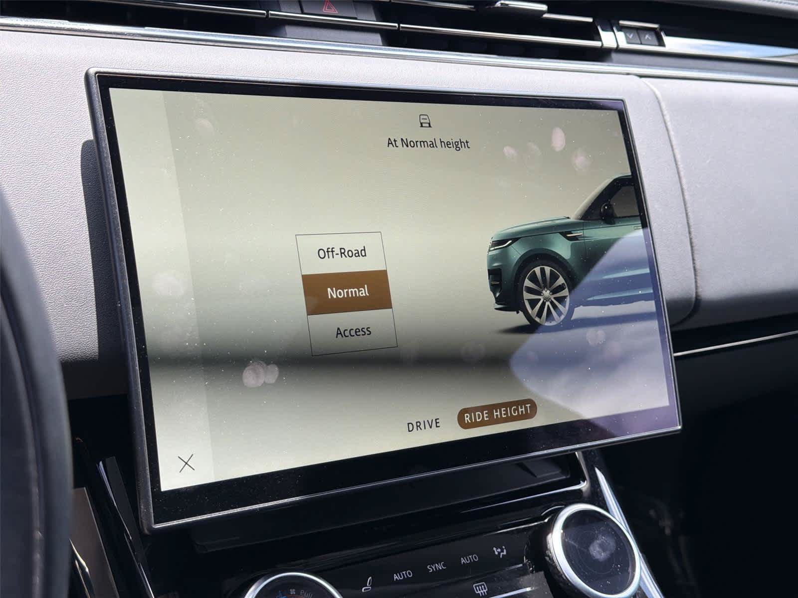 Used 2023 Land Rover Range Rover Sport SE Dynamic AWD/4WD image 41