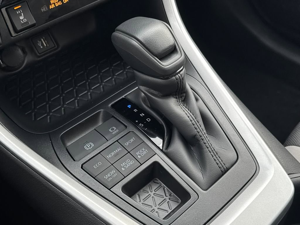 New 2025 Toyota RAV4 XLE image 26