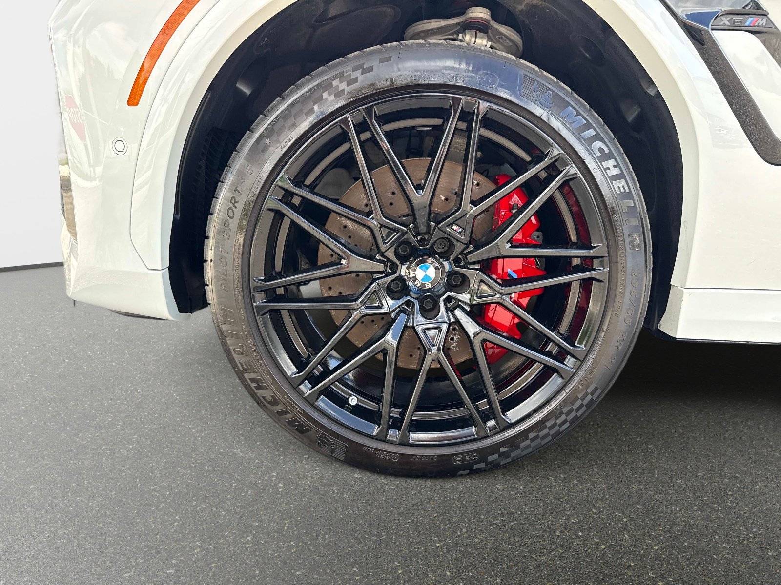 Used 2024 BMW X6 M Competition image 12