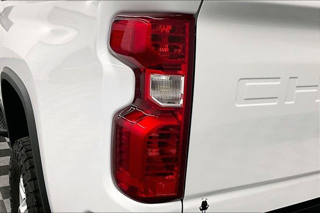 Used 2020 Chevrolet Silverado 2500 LT w/ Convenience Package image 30