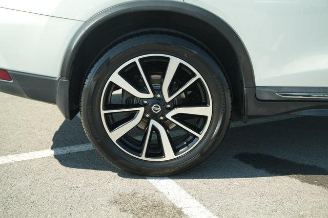 Used 2019 Nissan Rogue SL w/ Premium Package AWD/4WD image 46
