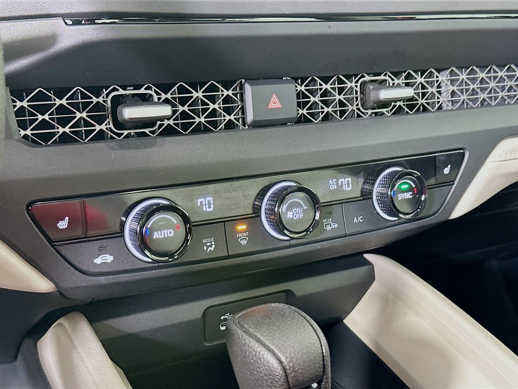 Certified 2023 Honda Accord EX image 14