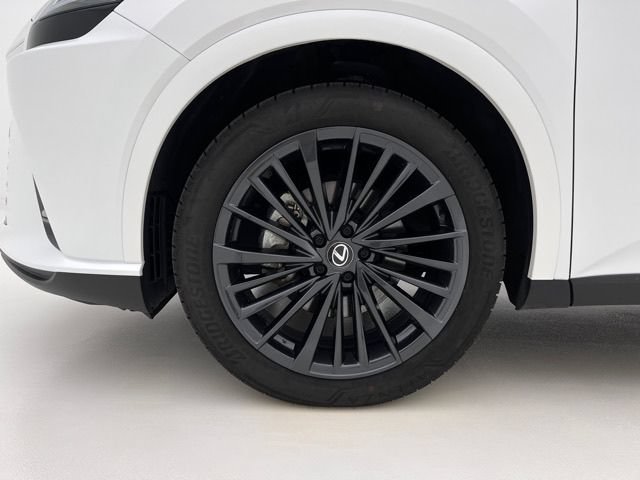Used 2025 Lexus RX 350h AWD/4WD image 30