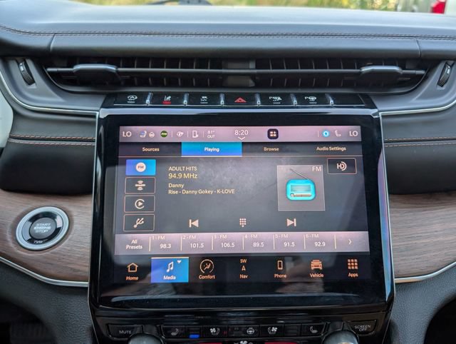 Used 2022 Jeep Grand Cherokee Summit w/ Adv Protech Group IV AWD/4WD image 6